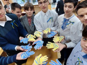 01 година спілкування