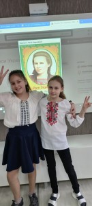 03 Флеш-моб до Дня вишиванки