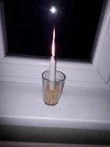 16 Запали свічку